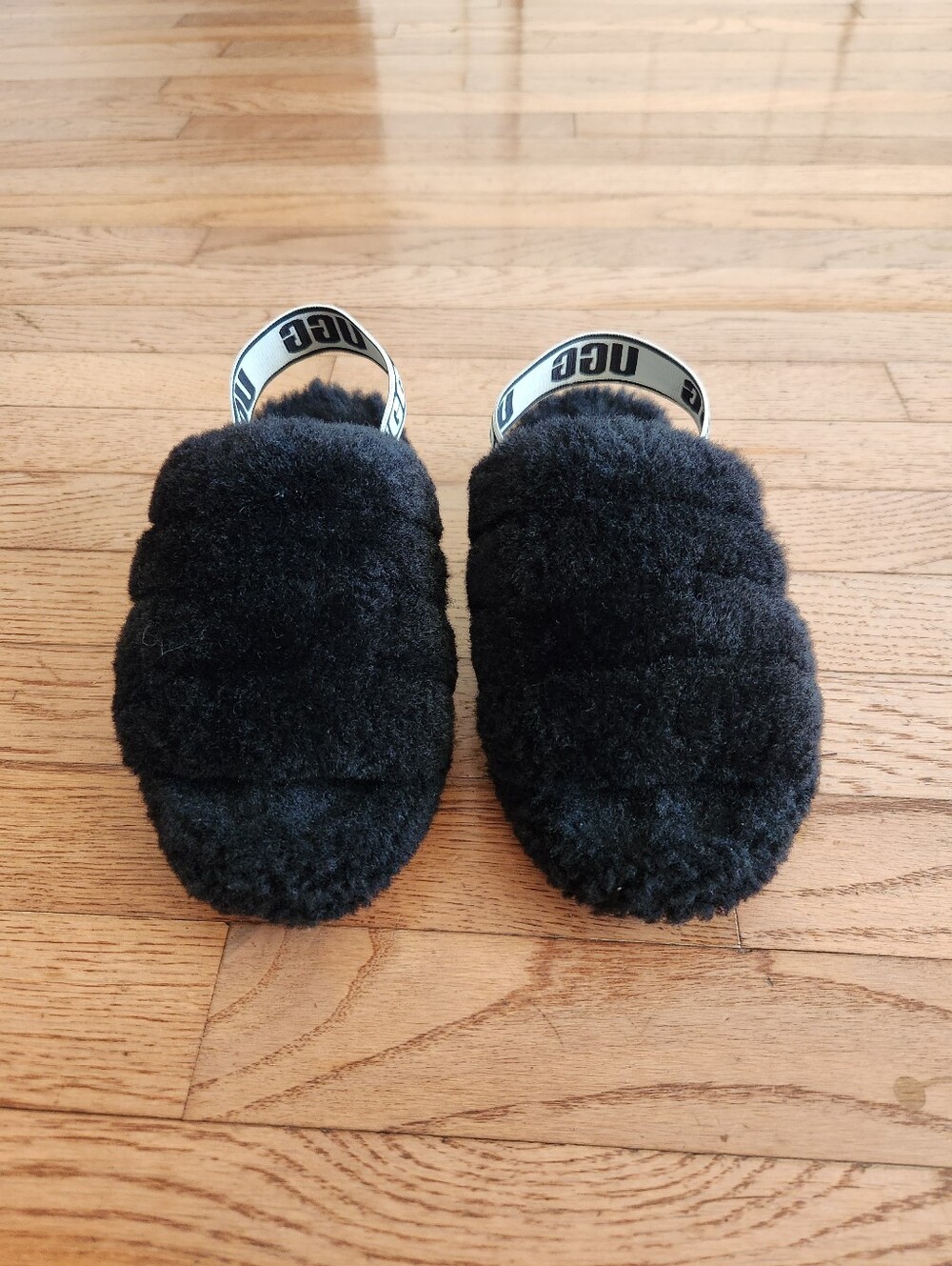 Womens UGG Slippers Size 5